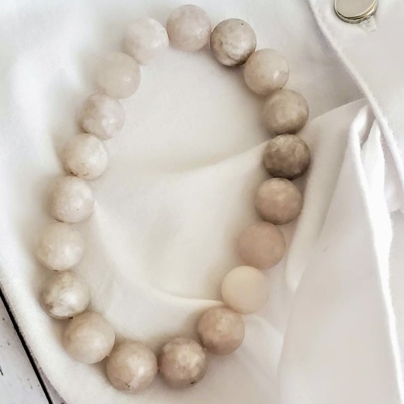The Girl With Kaleidoscope Eyes Jewelry - Rose Quartz Bracelet